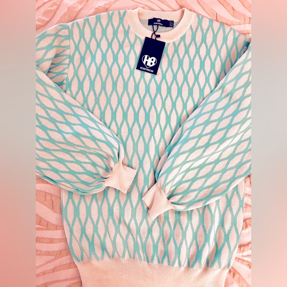 NWT ASOS Heartbreak oversized sweater with Balloon Sleeves in sage honeycomb